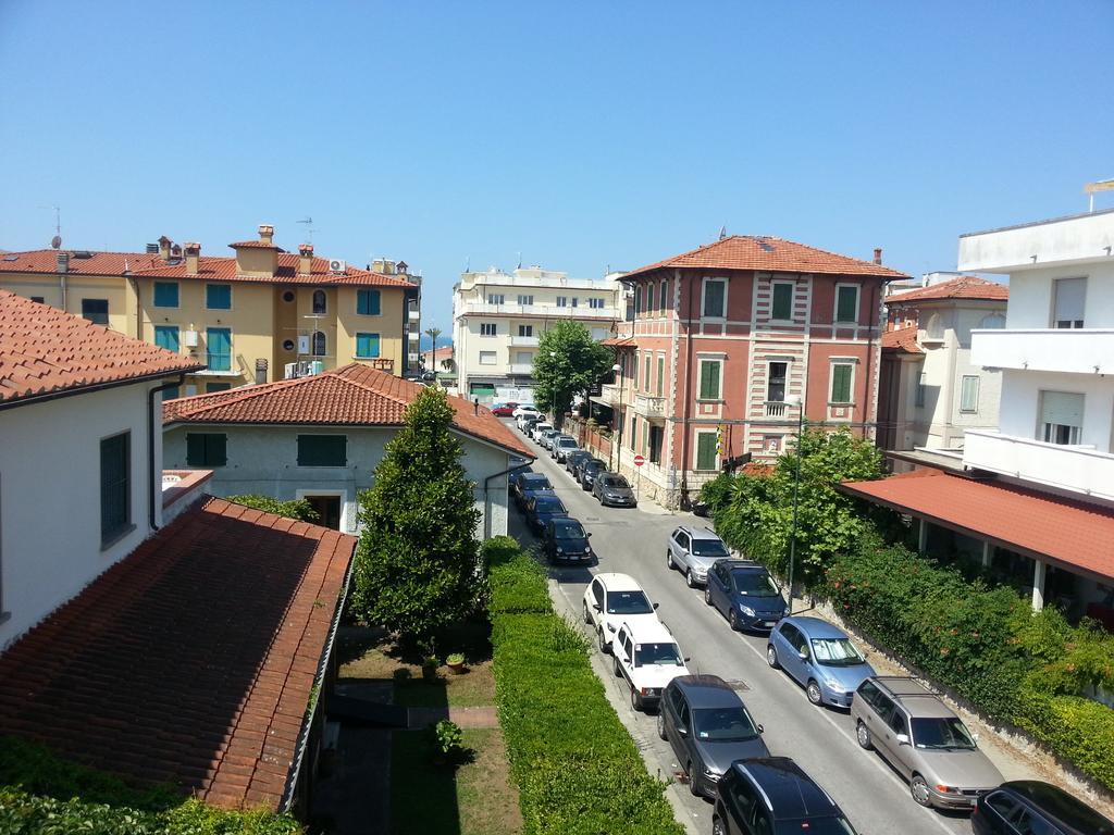 Hotel Margot Λίντο ντι Καμαϊόρε Εξωτερικό φωτογραφία