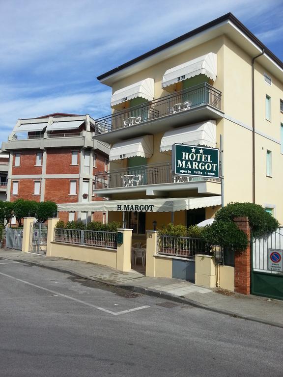 Hotel Margot Λίντο ντι Καμαϊόρε Εξωτερικό φωτογραφία