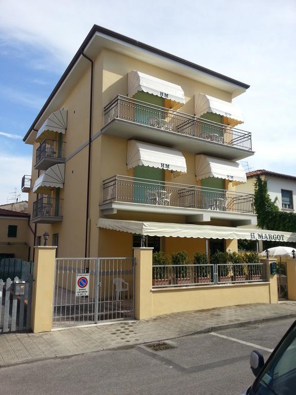 Hotel Margot Λίντο ντι Καμαϊόρε Εξωτερικό φωτογραφία