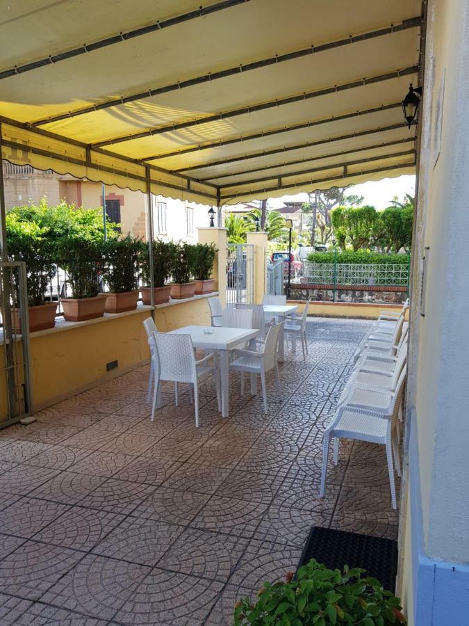 Hotel Margot Λίντο ντι Καμαϊόρε Εξωτερικό φωτογραφία