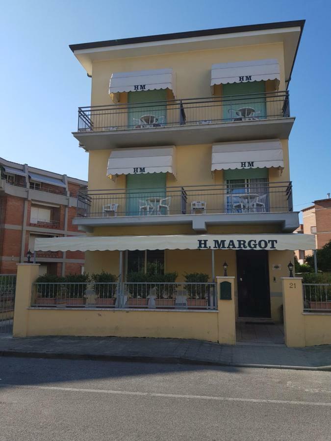 Hotel Margot Λίντο ντι Καμαϊόρε Εξωτερικό φωτογραφία